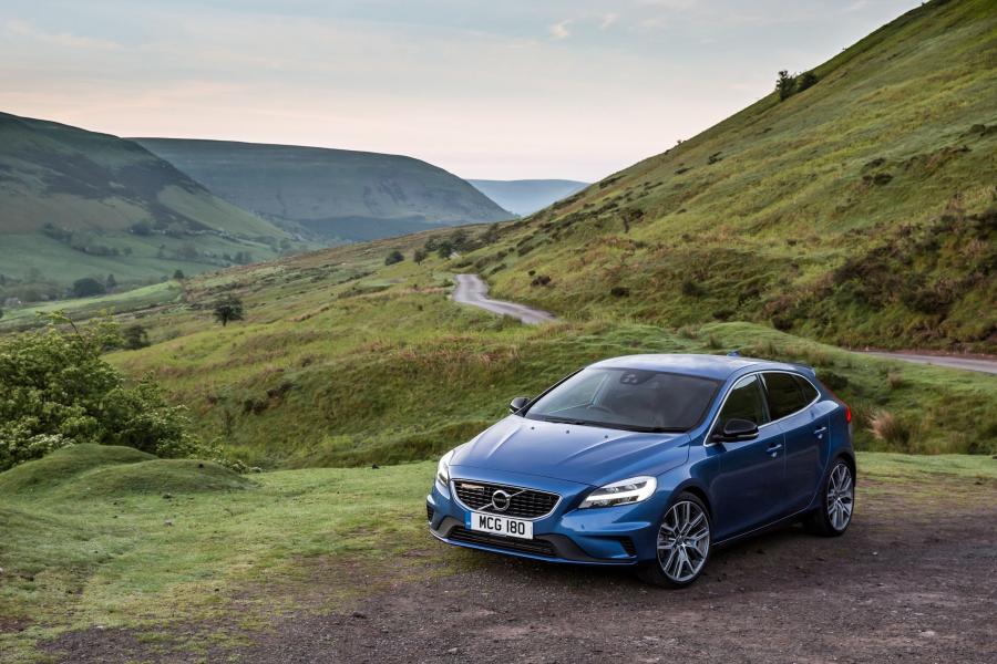  Volvo V40 T5 R-Design Polestar Parts 2016 года  (UK) (фото 16 из 17)